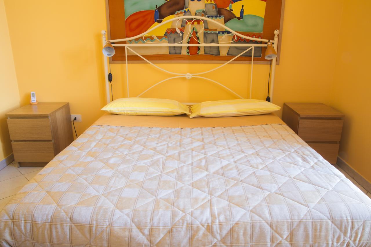 Al Centro E Meglio B&B Naples Exterior photo