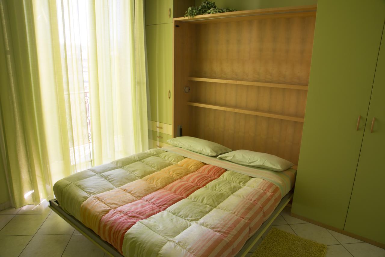 Al Centro E Meglio B&B Naples Exterior photo
