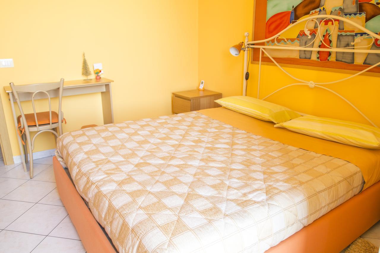 Al Centro E Meglio B&B Naples Exterior photo